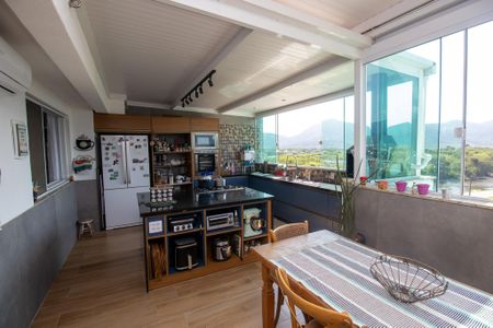 Apartamento à venda com 106m², 2 quartos e 1 vagacozinha/ cobertura