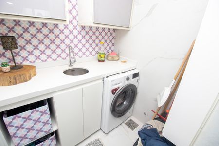 Apartamento à venda com 106m², 2 quartos e 1 vagaÁrea de Serviço