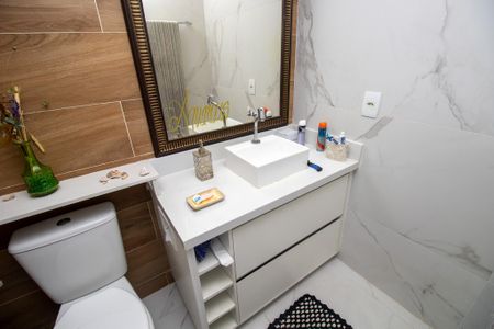 Apartamento à venda com 106m², 2 quartos e 1 vagaBanheiro quarto 2