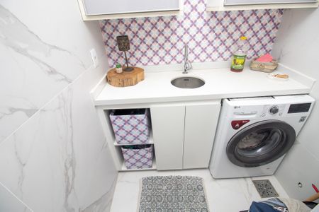 Apartamento à venda com 106m², 2 quartos e 1 vagaÁrea de Serviço