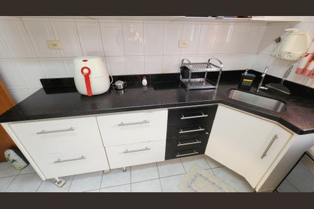 Apartamento para alugar com 95m², 3 quartos e 1 vagaCozinha - Armários