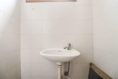 Apartamento à venda com 86m², 2 quartos e 1 vaga Apartamento à venda com 86m², 2 quartos e 1 vagaBanheiro de Serviço