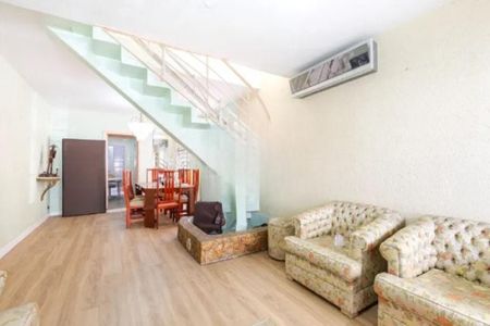 Casa à venda com 180m², 5 quartos e 2 vagas