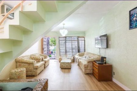 Casa à venda com 180m², 5 quartos e 2 vagas