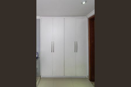 Apartamento à venda com 90m², 2 quartos e 1 vagaQuarto 1 - Armários