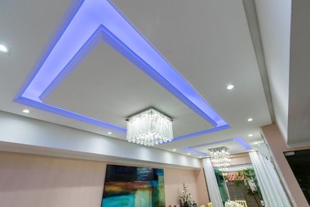 Apartamento à venda com 90m², 2 quartos e 1 vagaSala