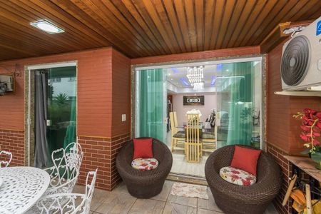 Apartamento à venda com 90m², 2 quartos e 1 vagaVaranda