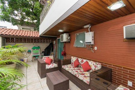 Apartamento à venda com 90m², 2 quartos e 1 vagaVaranda