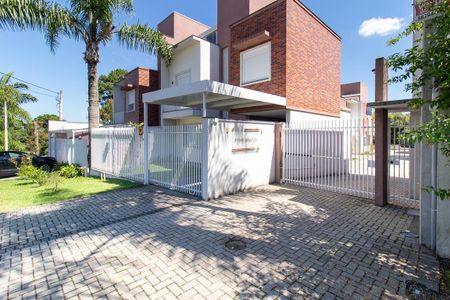 Casa de condomínio para alugar com 169m², 3 quartos e 2 vagas Casa de condomínio para alugar com 169m², 3 quartos e 2 vagasFachada