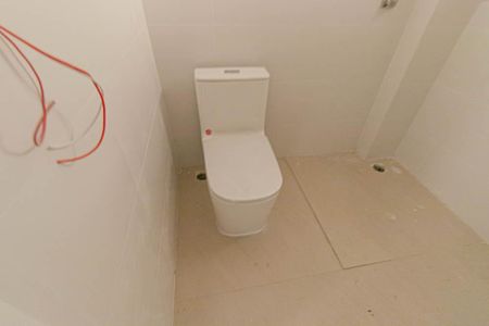 Casa de condomínio para alugar com 200m², 3 quartos e 2 vagasBanheiro da Suite 3