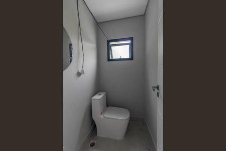 Casa de condomínio para alugar com 200m², 3 quartos e 2 vagasBanheiro da Suite 1