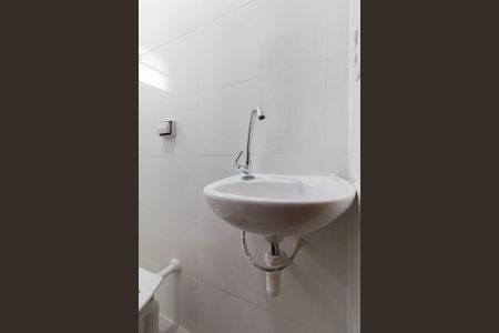 Casa para alugar com 72m², 1 quarto e sem vagaBanheiro