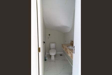 Casa à venda com 108m², 2 quartos e 2 vagas Casa à venda com 108m², 2 quartos e 2 vagasLavabo