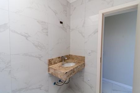 Casa à venda com 108m², 2 quartos e 2 vagas Casa à venda com 108m², 2 quartos e 2 vagasBanheiro da Suíte 2