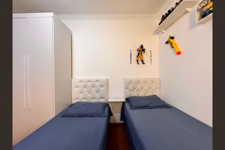 Casa à venda com 241m², 4 quartos e 6 vagas Casa à venda com 241m², 4 quartos e 6 vagasQuarto 1