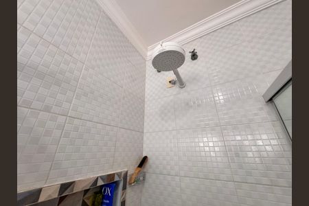 Casa à venda com 241m², 4 quartos e 6 vagas Casa à venda com 241m², 4 quartos e 6 vagasBanheiro da suíte