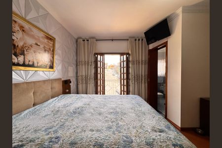 Casa à venda com 241m², 4 quartos e 6 vagas Casa à venda com 241m², 4 quartos e 6 vagasSuíte