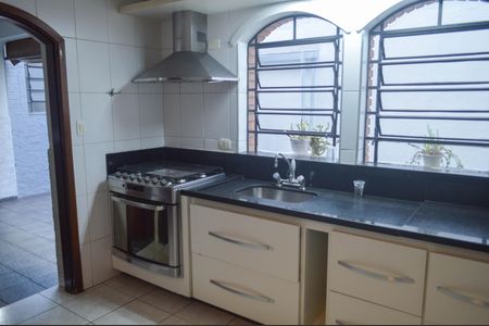 Casa à venda com 180m², 3 quartos e 4 vagasCozinha