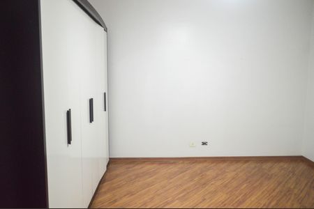 Casa à venda com 180m², 3 quartos e 4 vagasQuarto 2