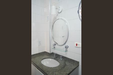 Casa à venda com 180m², 3 quartos e 4 vagasBanheiro Suíte