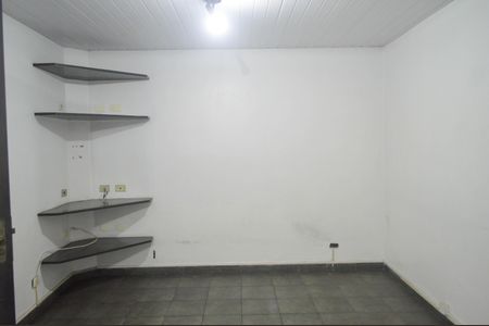 Casa à venda com 180m², 3 quartos e 4 vagasDespensa