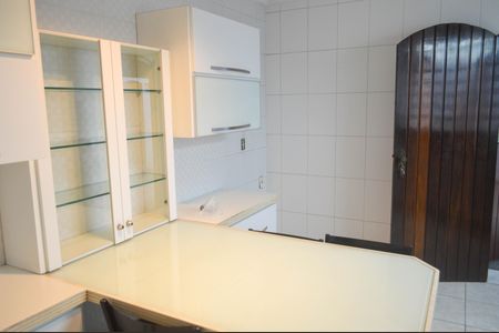 Casa à venda com 180m², 3 quartos e 4 vagasCozinha