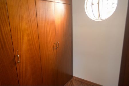 Casa à venda com 180m², 3 quartos e 4 vagasCloset Suíte