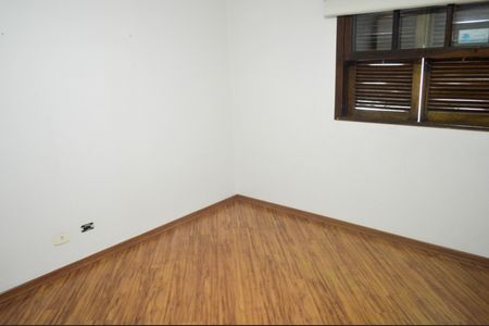 Casa à venda com 180m², 3 quartos e 4 vagasQuarto 2