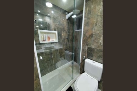 Apartamento à venda com 79m², 2 quartos e 1 vaga