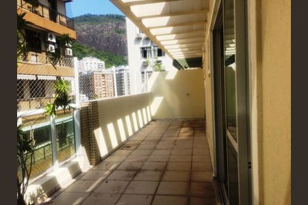 Apartamento à venda com 132m², 3 quartos e 2 vagas