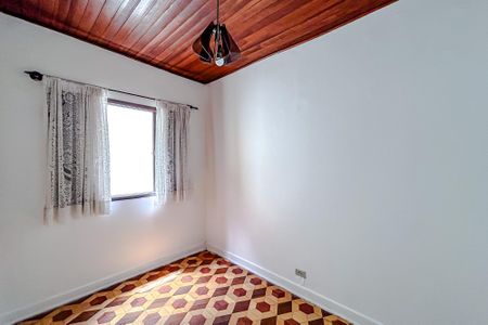 Casa à venda com 242m², 5 quartos e 5 vagasQuarto 1 - Casa 2