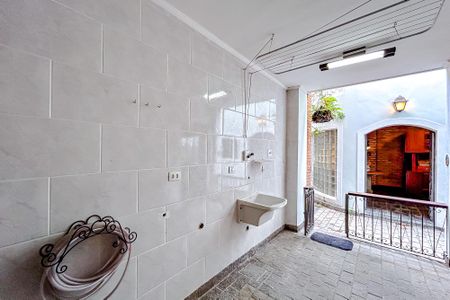 Casa à venda com 242m², 5 quartos e 5 vagasÁrea de Serviço  - Casa 1