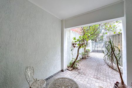 Casa à venda com 242m², 5 quartos e 5 vagasÁrea gourmet