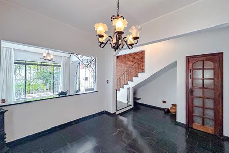 Casa à venda com 242m², 5 quartos e 5 vagasSala de Jantar