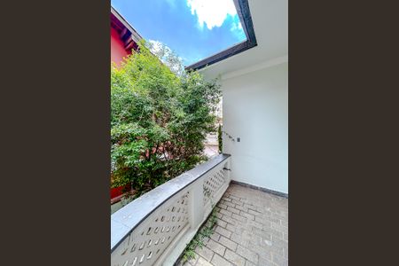 Casa à venda com 242m², 5 quartos e 5 vagasVaranda do Quarto 3