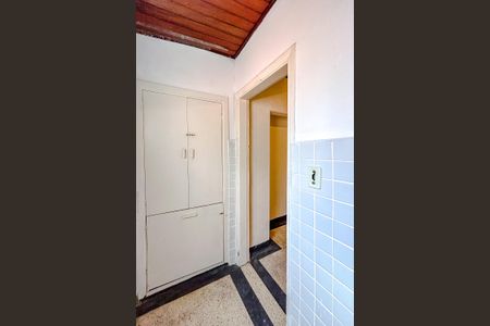 Casa à venda com 242m², 5 quartos e 5 vagasÁrea de Serviço Casa 2