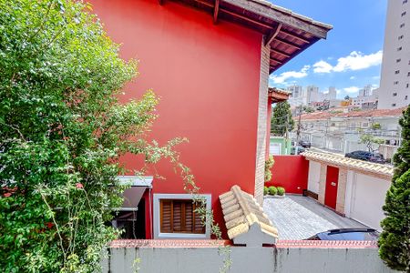 Casa à venda com 242m², 5 quartos e 5 vagasVista do Quarto 2