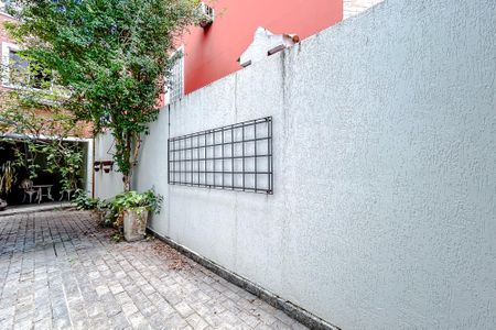 Casa à venda com 242m², 5 quartos e 5 vagasÁrea gourmet