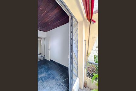 Casa à venda com 242m², 5 quartos e 5 vagasVaranda do Quarto 3 - Casa 2