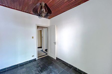 Casa à venda com 242m², 5 quartos e 5 vagasQuarto 3 - Casa 2