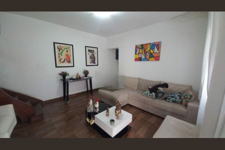Casa à venda com 260m², 3 quartos e 2 vagas