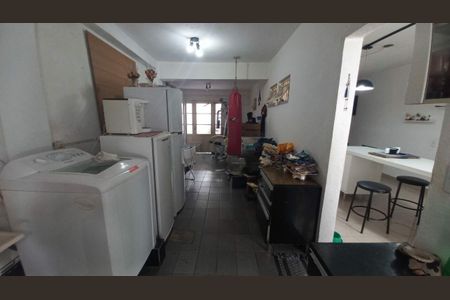 Casa à venda com 260m², 3 quartos e 2 vagas