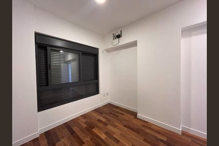 Apartamento à venda com 162m², 3 quartos e 3 vagas