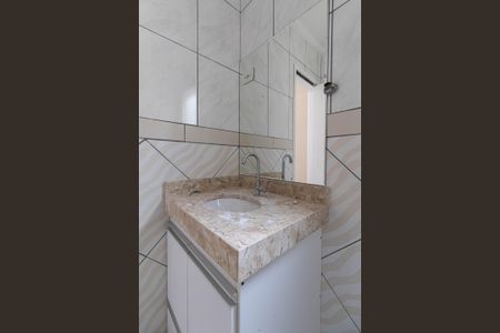 Casa de condomínio à venda com 78m², 2 quartos e 1 vagaBanheiro Suíte 