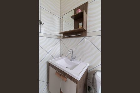 Casa de condomínio à venda com 78m², 2 quartos e 1 vagaBanheiro Suíte  2