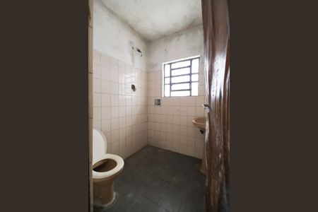 Casa à venda com 153m², 3 quartos e sem vagaCasa 2 - Banheiro