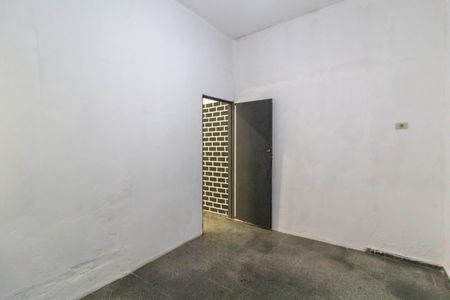 Casa à venda com 35m², 1 quarto e sem vaga Casa à venda com 35m², 1 quarto e sem vagaQuarto