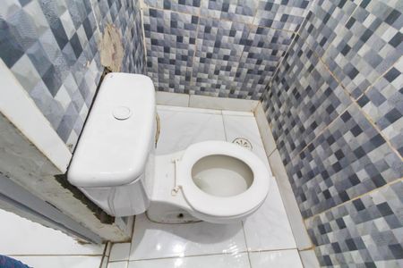 Casa à venda com 35m², 1 quarto e sem vaga Casa à venda com 35m², 1 quarto e sem vagaBanheiro 2