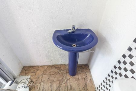 Casa à venda com 35m², 1 quarto e sem vaga Casa à venda com 35m², 1 quarto e sem vagaBanheiro 4