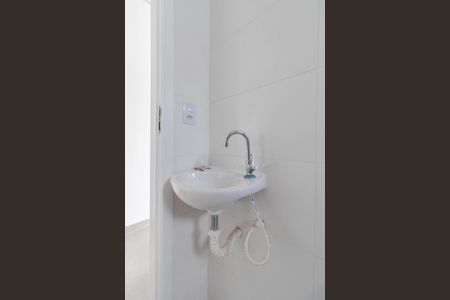 Casa para alugar com 49m², 1 quarto e sem vagaBanheiro